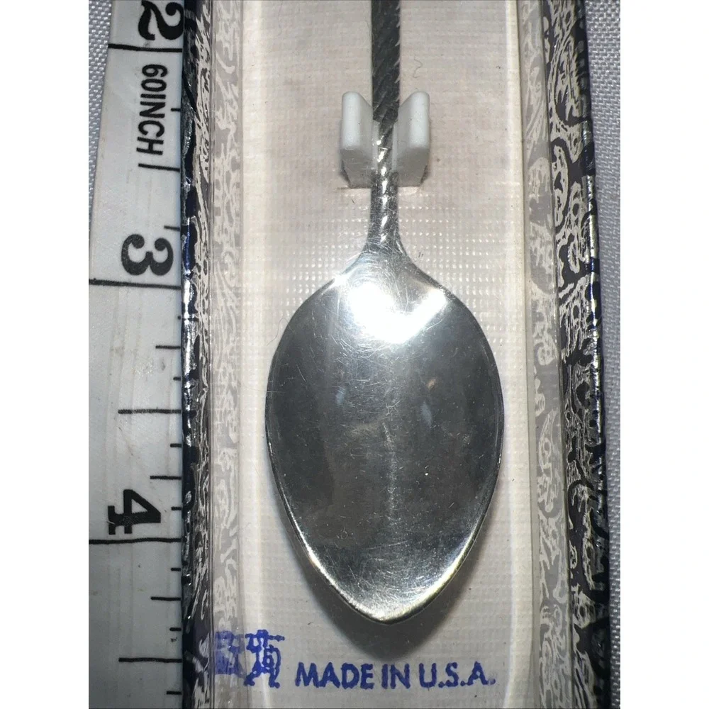 Vintage COLLECTIBLE Souvenir Spoon‎ 4.4